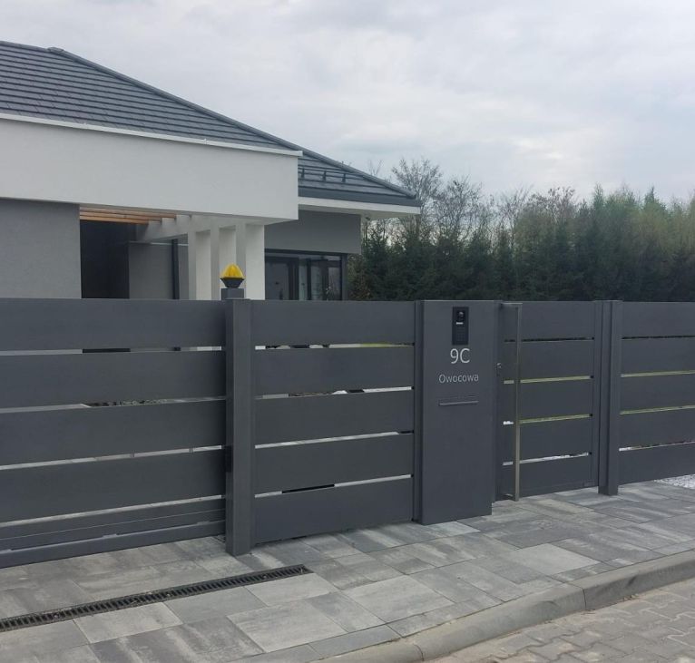 Nowoczesne-ogrodzenia-aluminiowe-Śląsk (2)