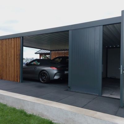 Wiata samochodowa na 2 auta z pomieszczeniem gospodarczym