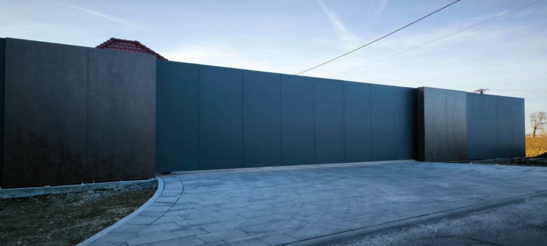 ogrodzenia-ze-spieku-i-aluminium-lakate